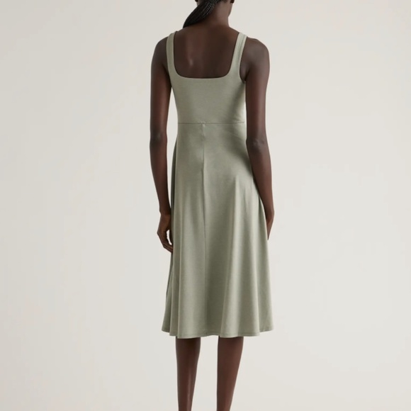Quince FlowKnit Fit and Flare Midi Dress in Heathered Aloe - Picture 2 of 4